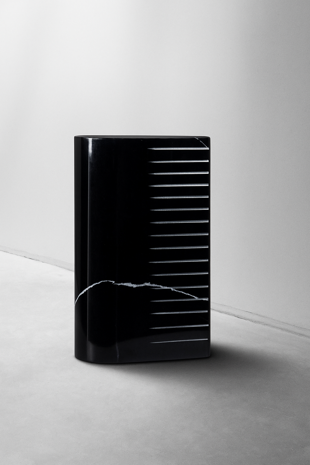 Black And White Marble Flat Vase